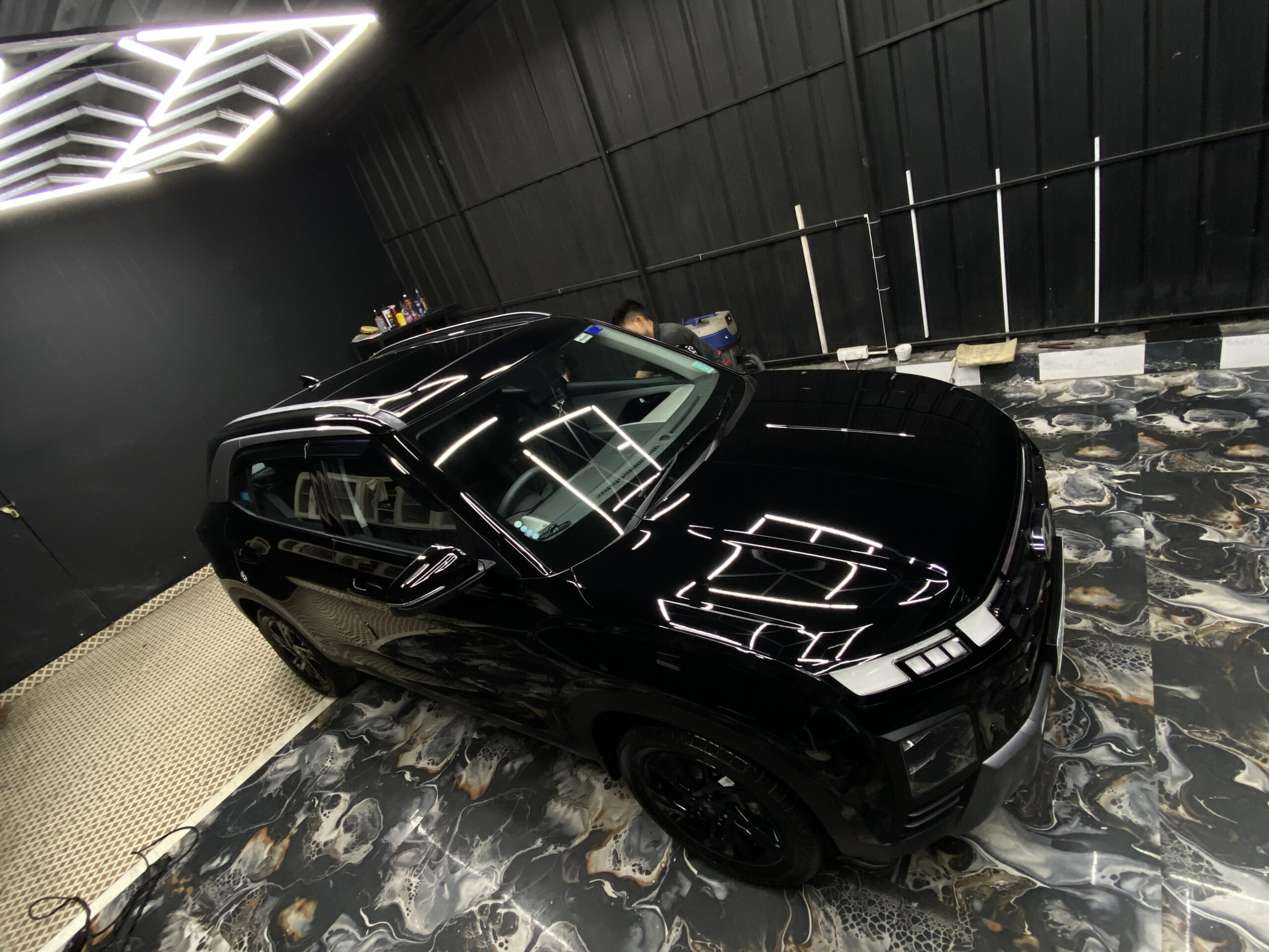 Autobox Gallery Image